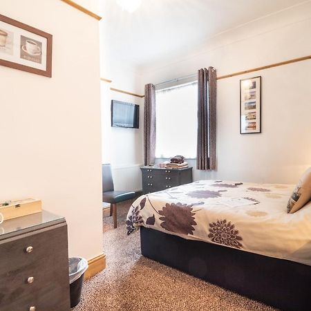 Ashford House Guest House Бринлингтон Экстерьер фото