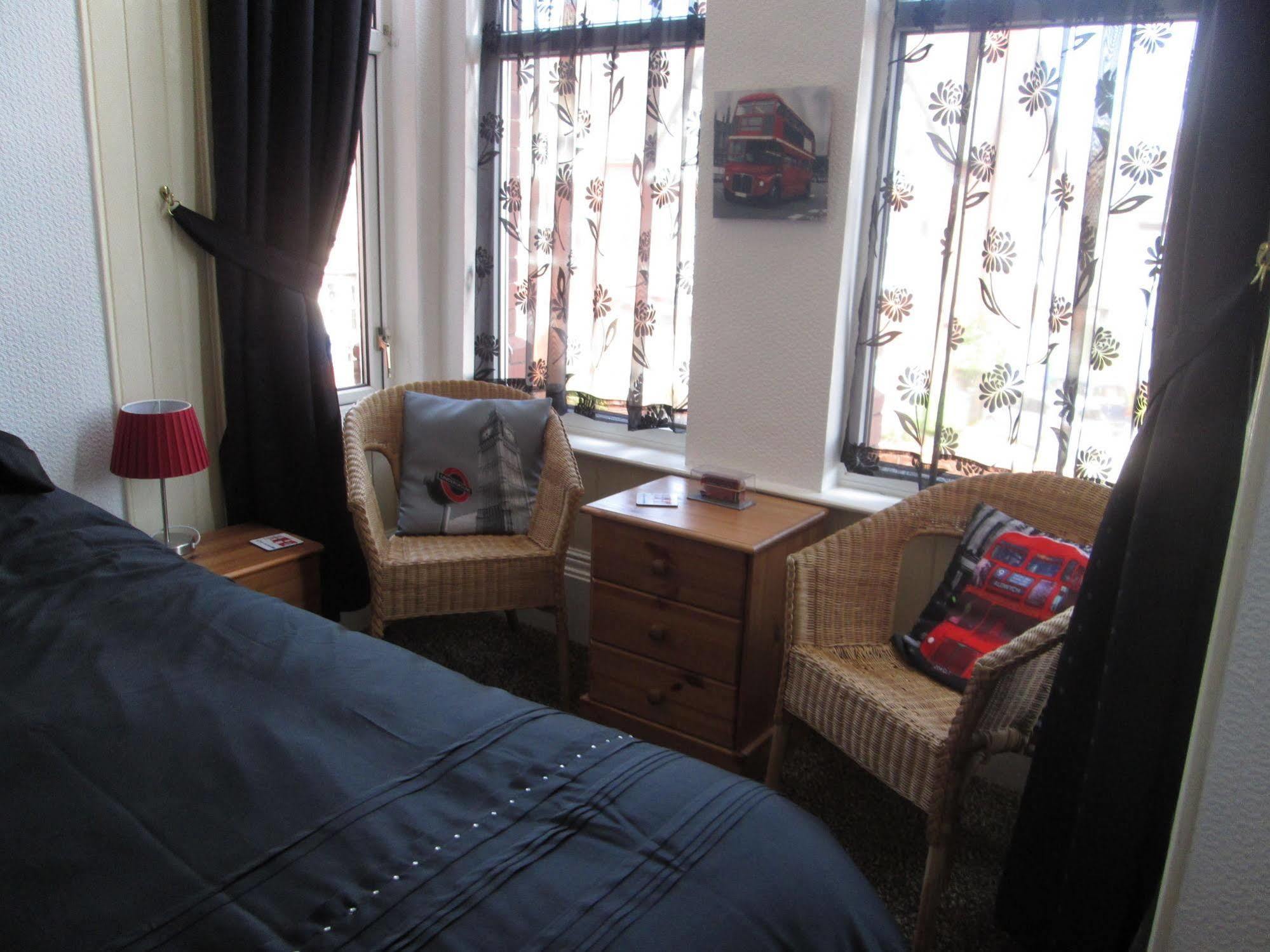 Ashford House Guest House Бринлингтон Экстерьер фото