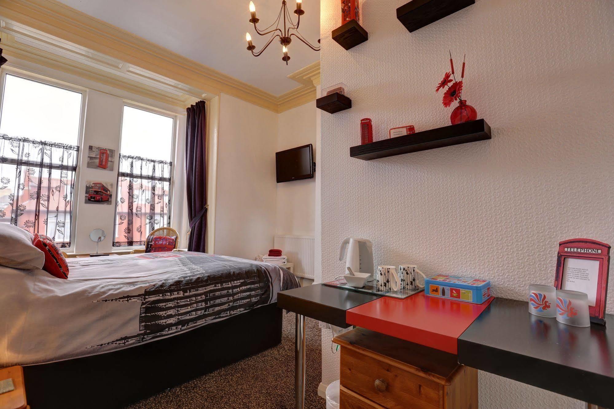 Ashford House Guest House Бринлингтон Экстерьер фото