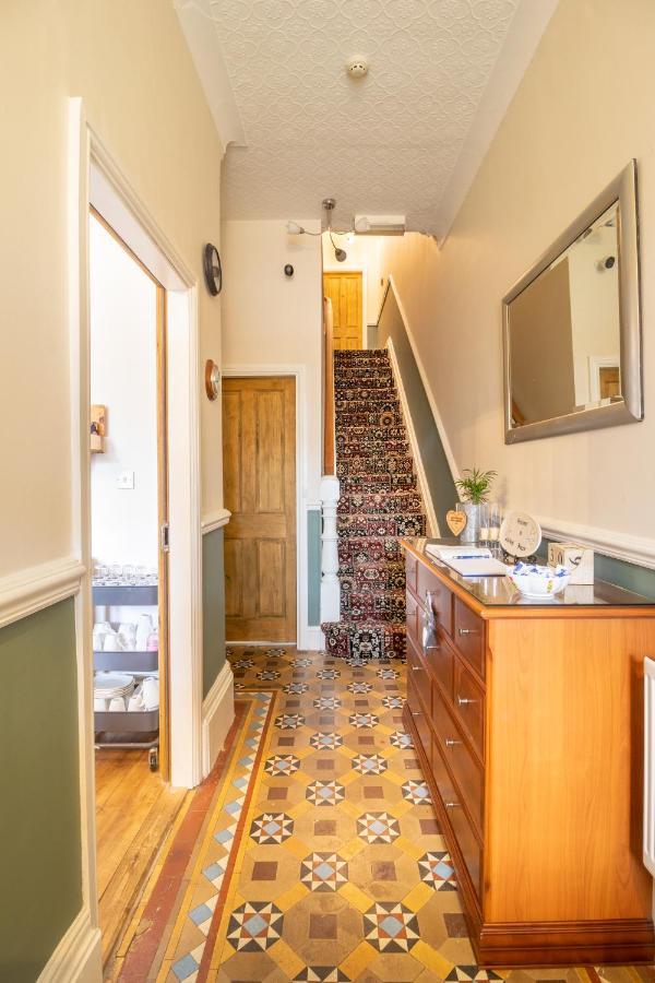 Ashford House Guest House Бринлингтон Экстерьер фото